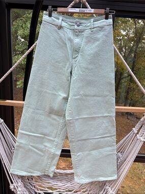 Universal Thread Mint Green Wide-Leg Jeans